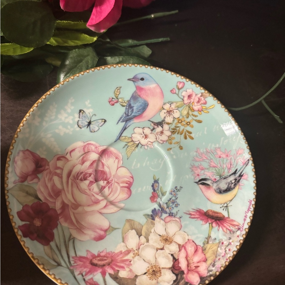 Floral Bird Teacup and Saucer Set - Picture 3 of 6